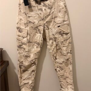 Mountain Hardwear Camouflage Cargo Pants